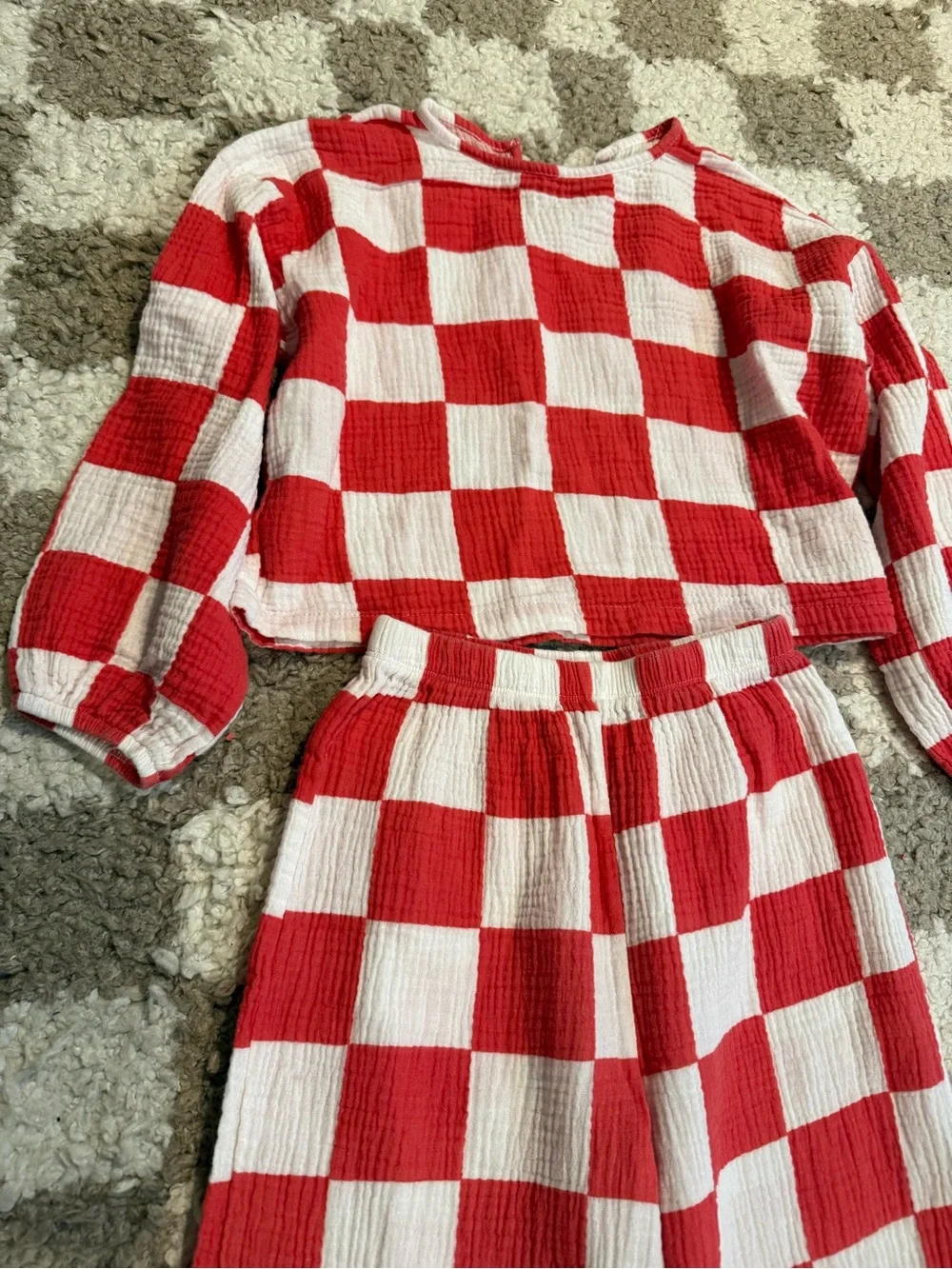 Minimalist Folk Co 2 piece set 6/7
